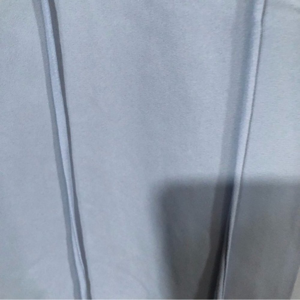 J.Crew Women’s Drapey Blue ruffle‎ tie-neck top - Size Medium - Picture 13 of 14